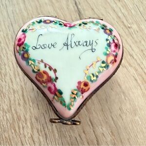 Vtg Rochard Limoges Peint Main Trinket Box Valentines, Love Aways, Pink Flowers